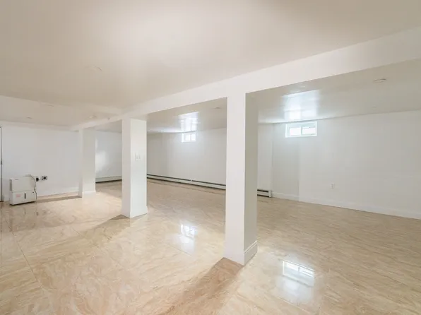 130-16 Inwood Street image 28 of 41