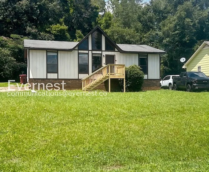 8025 Marsh Mountain Rd — Photo 1