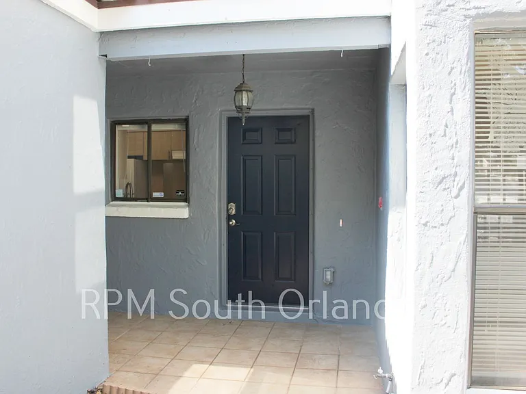 4726 Sutton Ter — Photo 3