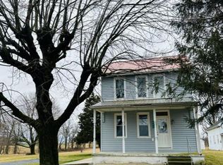 936 Old Topton Rd, Mertztown, PA 19539