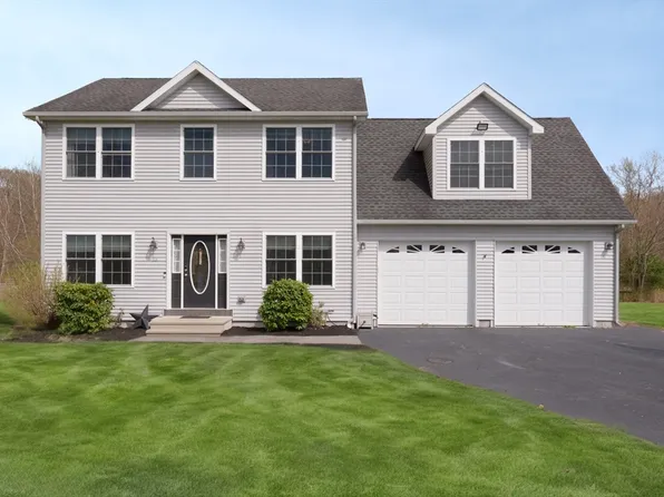 13 Ragina Ave, Webster, MA 01570