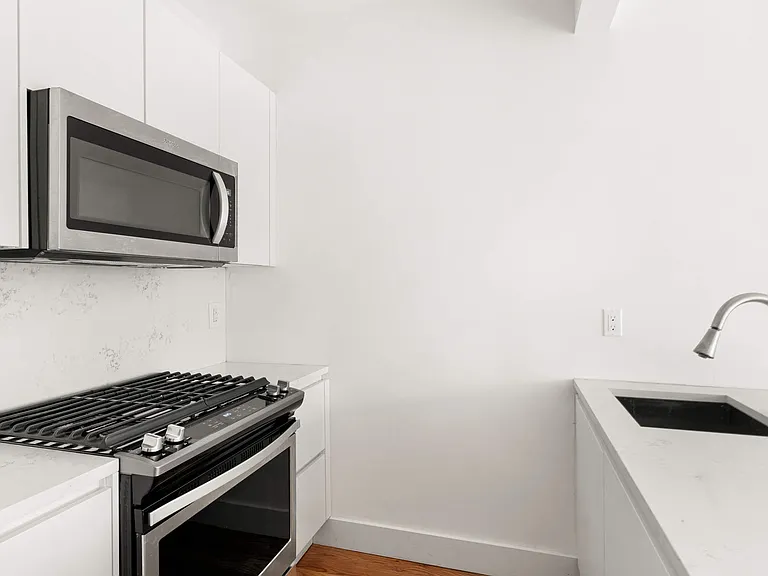 18A Bleecker St #3A — Photo 4