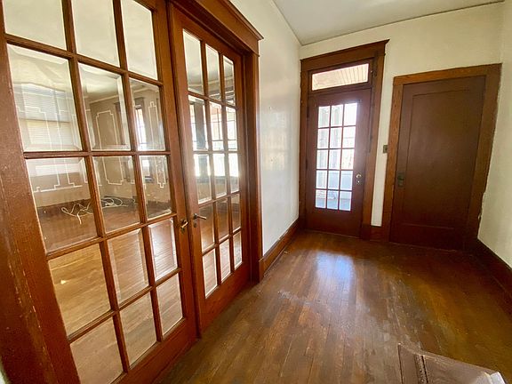 3rd image of 27 Winthrop Ave #2
