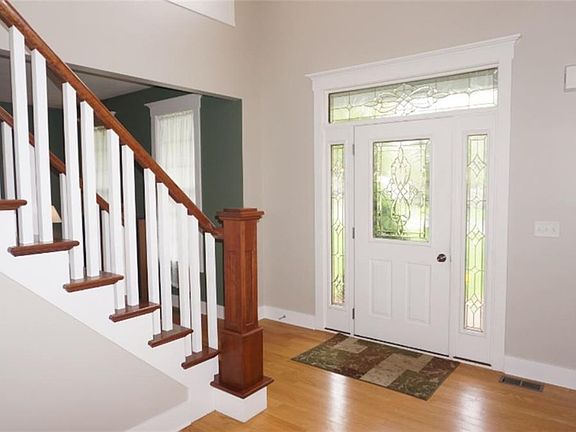 2nd image of 7806 Halsey Ln