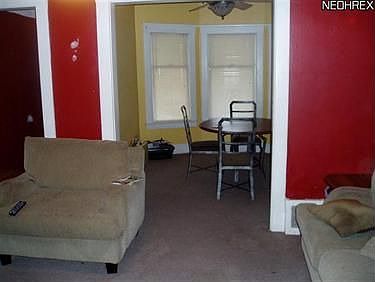 4th image of 1182 E 113th St