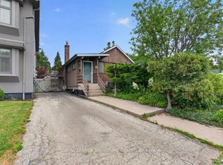 20 Tiago Ave, Toronto, ON M4B2A1