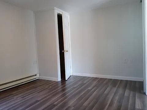 2nd image of 121 Oxford St N #1