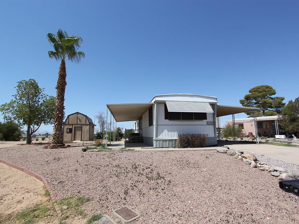 1st image of 1131 W Corinthian Cir