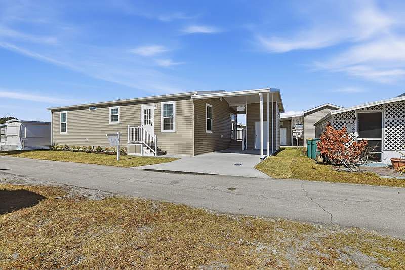 1st image of 612 Old Orchard Rd #C074