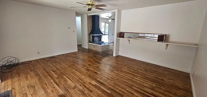 715 James Ct — Photo 6