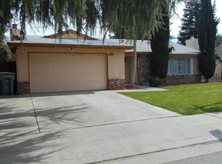 3070 N El Capitan Ave, Fresno, CA