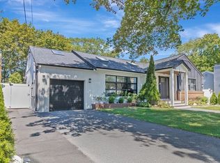 15 Appleton St, Saugus, MA 01906