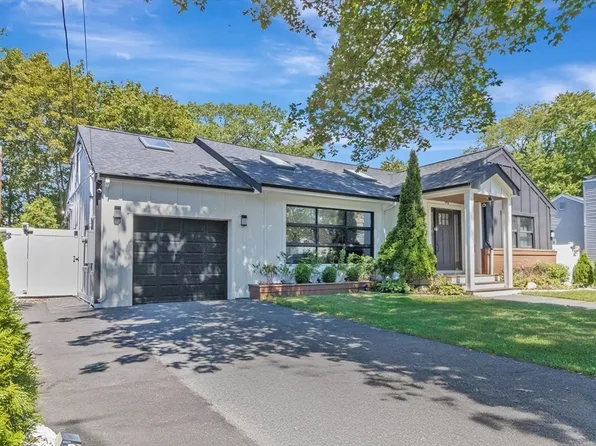 15 Appleton St, Saugus, MA 01906