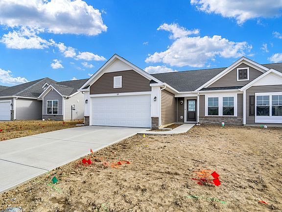 2nd image of 125 Maxim Ct
