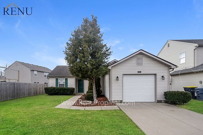 1st image of 3910 N Bressingham Dr