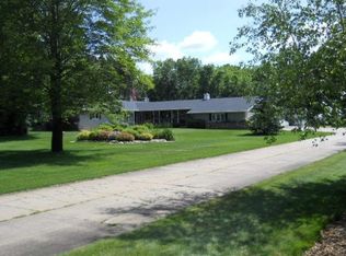 1989 Green Tree Rd, Junction City, WI 54443