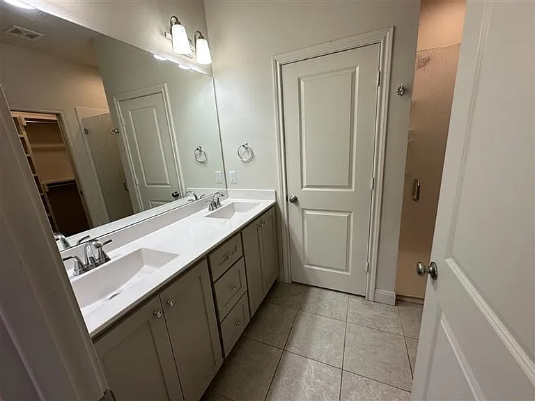 8406 Cambridge Rd — Photo 11