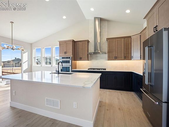 7th image of this home