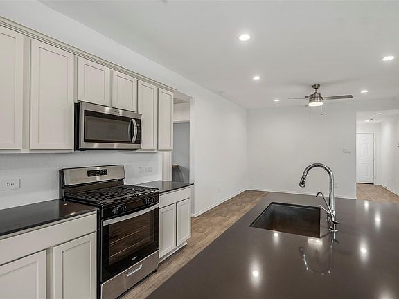 4th image of 22247 Palladium Dr