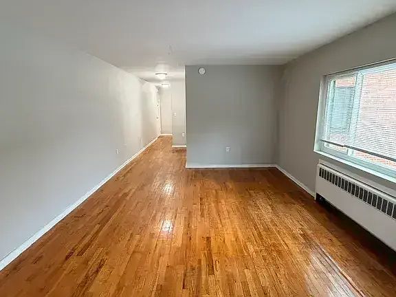 4th image of 578 Whitney Ave #N2