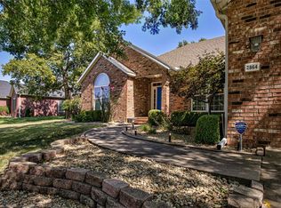 2864 N Dorchester Dr, Fayetteville, AR 72703