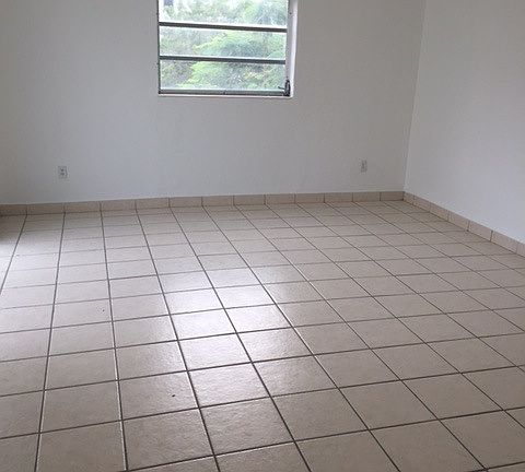 2nd image of 114 Mendoza Ave APT 35