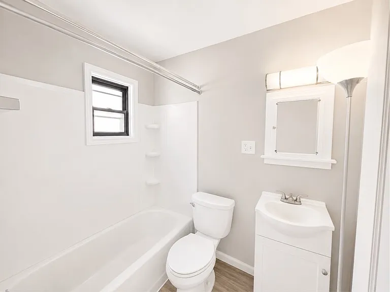 12 Knowlton Ave #224493 — Photo 7