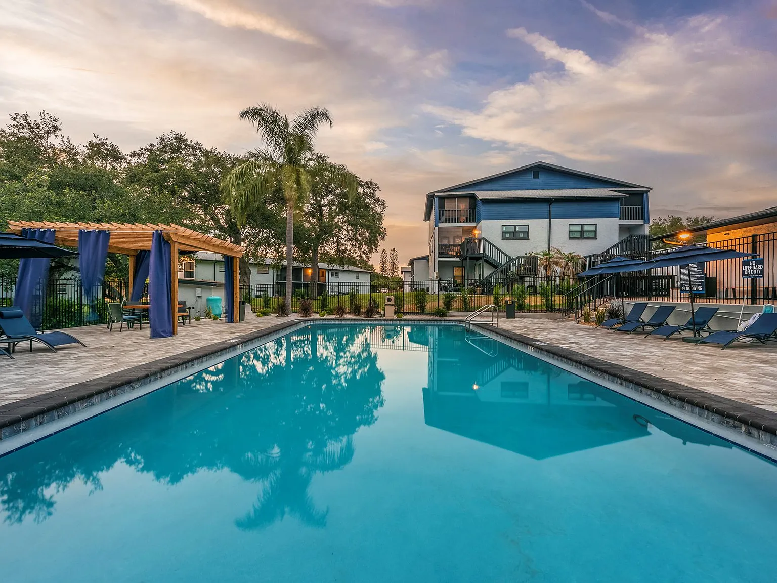 Altura Largo — Photo 1