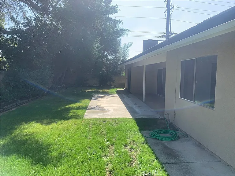 2114 Forbes Ave — Photo 20