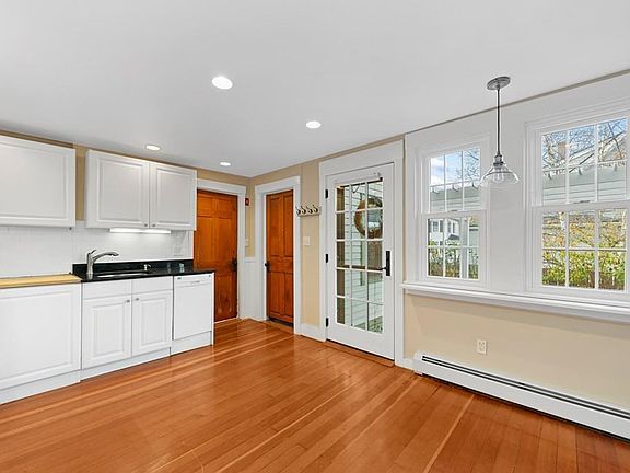 5th image of 6 Smith St #1