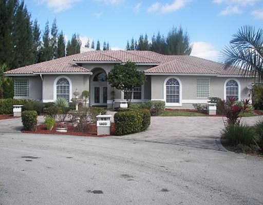 1st image of 1400 NW 122nd Ave