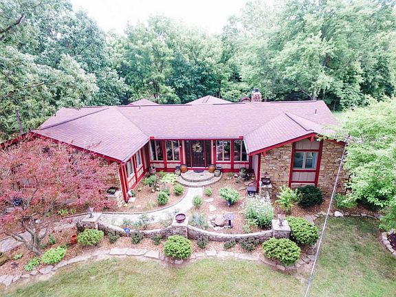 4th image of 1839 Gloucester Dr