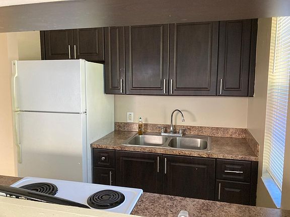4th image of 6148 SW 35th St #1-3