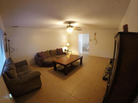 3rd image of 3816 E Winchcomb Dr