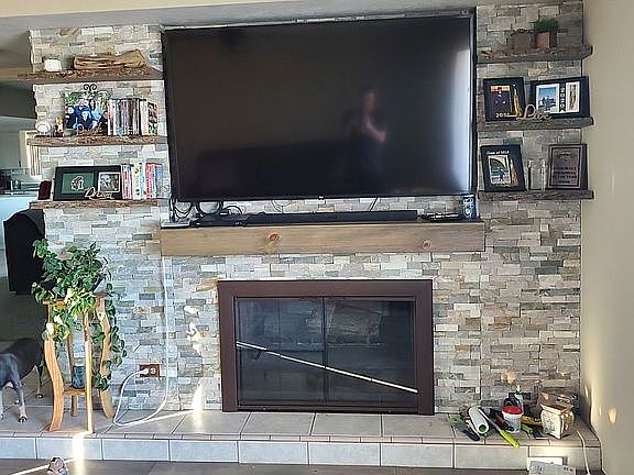 4th image of 630 Hornet Dr