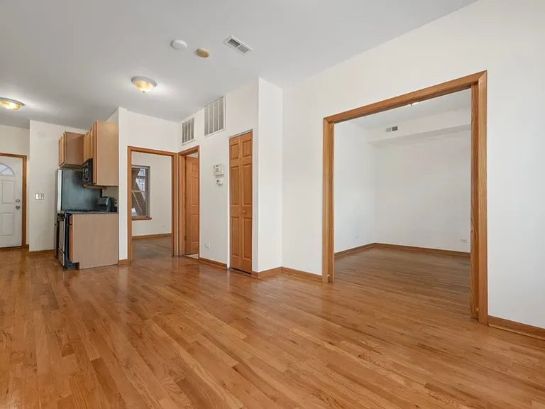 1167 E 61st St #2 — Photo 5