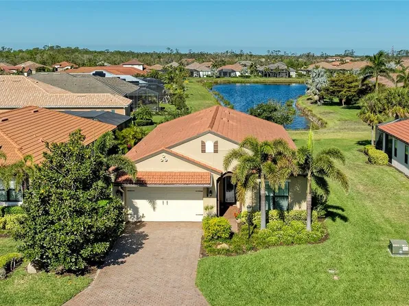 4610 Royal Dornoch Cir, Bradenton, FL 34211