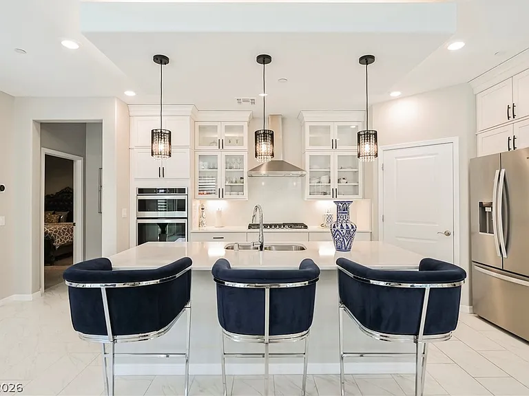 23 Cliffwater St — Photo 12