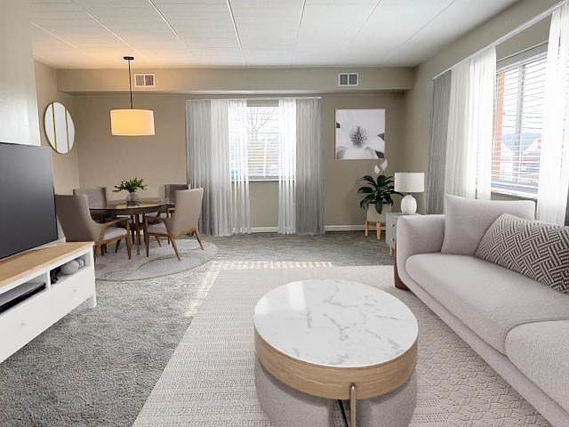 Gorgeous Massive Living Space 
Newly renovated 2 bedroom apartment