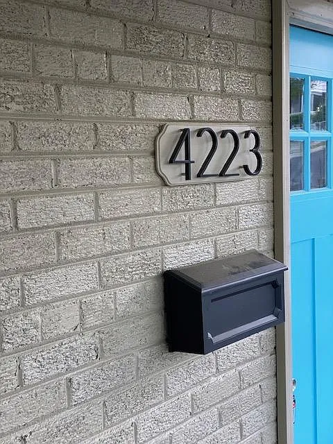 4223 Vine St — Photo 1