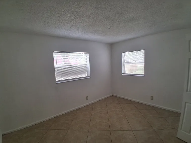 401 SW 13th Pl #705 — Photo 18