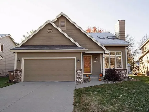 2900 Locust St, West Des Moines, IA 50265