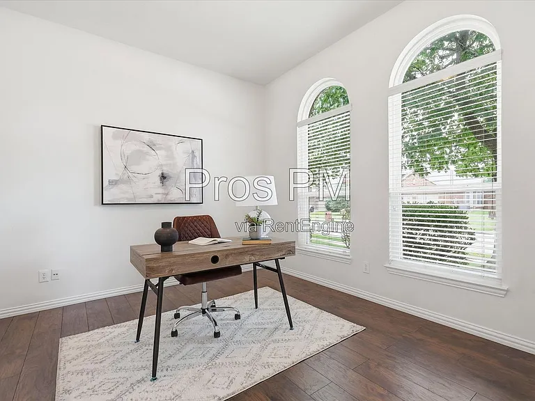 2432 Chesterwood Dr — Photo 17