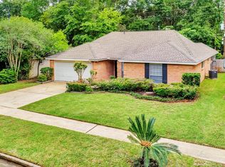 4826 Pine Cliff Dr, Houston, TX 77084