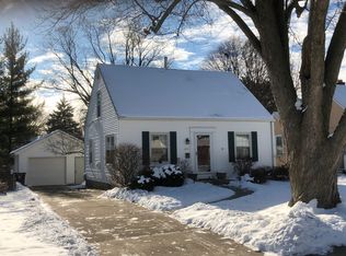 800 W Ridge Rd, Peoria, IL 61614