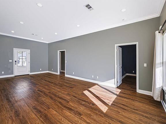2nd image of 317 Yellow Pine Dr