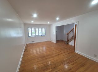 (Undisclosed Address), Far Rockaway, NY 11691