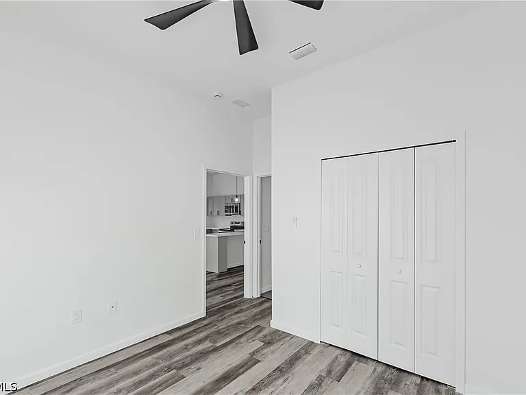 603 Hawthorne Ave S — Photo 12
