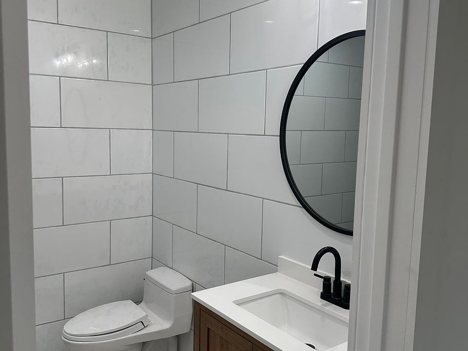 1st image of 16122 Acre St #16122