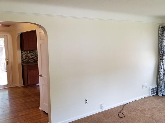 3rd image of 5167 Case Ave